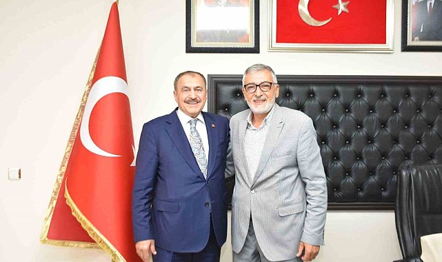 Eski Bakan Eroğlu'ndan Başkan Bozkurt'a ziyaret