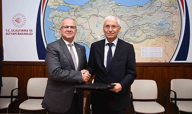 ESTÜ ile TCDD Genel Müdürlüğü arasında sektörel eğitim işbirliği protokolü imzalandı