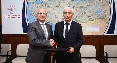 ESTÜ ile TCDD Genel Müdürlüğü arasında sektörel eğitim işbirliği protokolü imzalandı