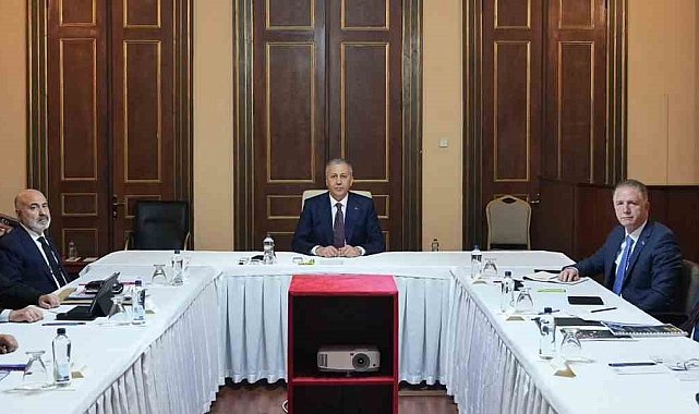 Güvenlik ve İstihbarat Toplantısı, Bakan Yerlikaya başkanlığında yapıldı