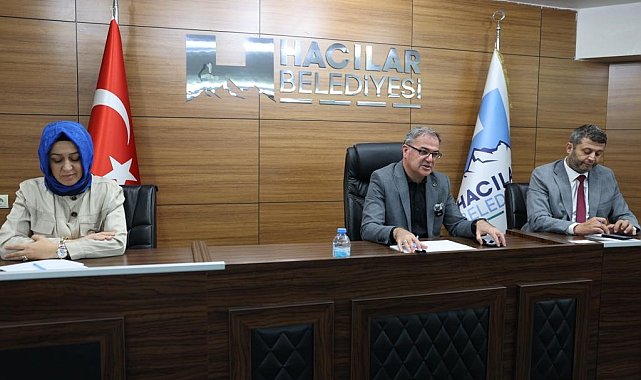 Hacılar Belediye Meclisi Ekip Ayı Toplantısını yaptı