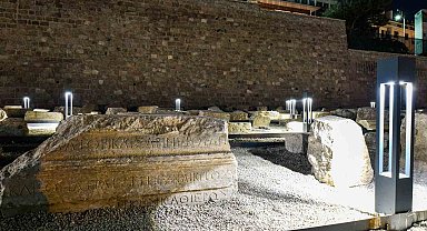 İki bin yıl sonra kente kazandırılıyor: Tarihi Roma tiyatrosu ve Arkeopark alanında aydınlatma çalışması