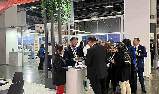 İstanbul Turizm Fuarı'nda Selçuklu Belediyesi tanıtım standına yoğun ilgi