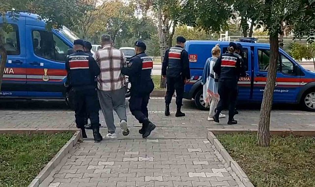 Jandarmanın uyuşturucu operasyonunda 1'i kadın 2 kişi tutuklandı