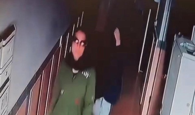 Kadın hırsızlar güvenlik kamerasına yakalandı