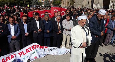 Karaman ve Aksaray'da Filistin'de hayatını kaybedenler için gıyabi cenaze namazı kılındı