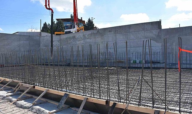 Karapınar'da hayırseverlerin katkılarıyla yaptırılan sağlık ocağının temeli atıldı