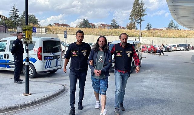 Kardeşini bıçaklayarak öldüren sanık "Kardeşimi özellikle bıçaklamadım" diyerek kendini savundu