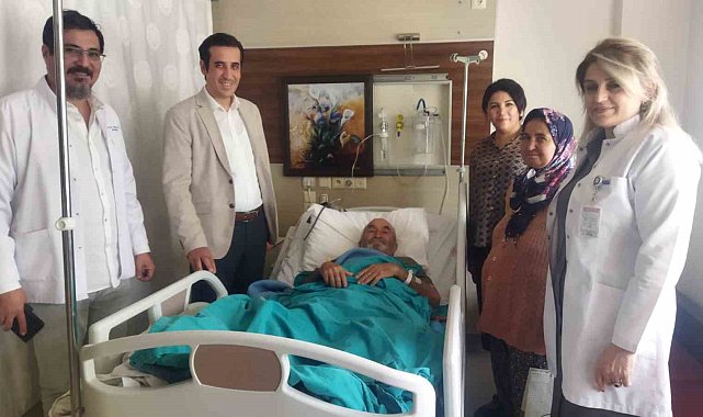Kaymakam Topsakaloğlu'ndan şehit babasına moral ziyareti