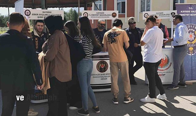 Kayseri Polisi 10 Bin Üniversiteliyi Bilgilendirdi
