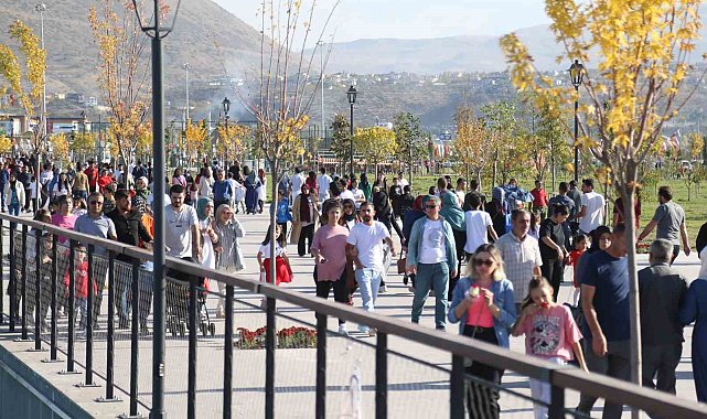 Kayseri, Recep Tayyip Erdoğan Millet Bahçesi'ne akın ediyor