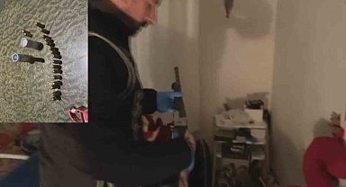 Kayseri'de ruhsatsız silah operasyonu: 2 gözaltı