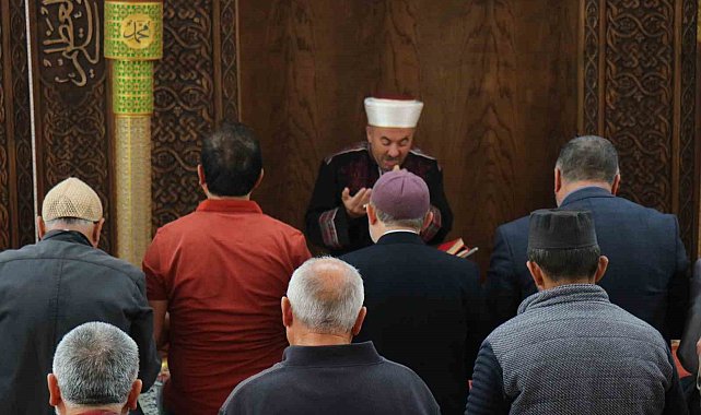 Kırşehir'de tüm camilerde hayatını kaybeden Filistinliler için gıyabi cenaze namazı kılındı