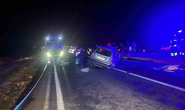 Kontrolden çıkan otomobil 2 araca çarptı: 1 ölü