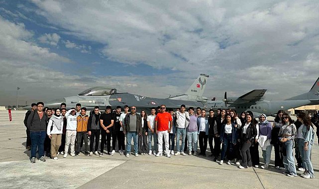 Konya 3'üncü Ana Jet Üssü kapılarını lise öğrencileri için açtı