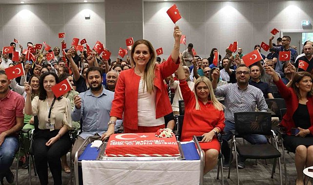 Mersin Şehir Hastanesi'nde 'Cumhuriyetin 100. Yılı Fotoğraf Sergisi' açıldı
