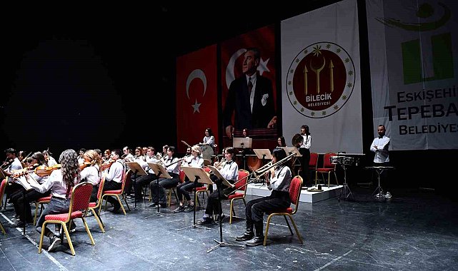 Muhteşem çocuklardan muhteşem Cumhuriyet konseri