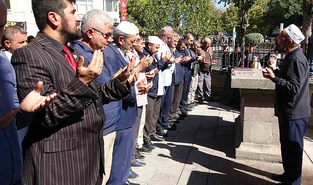 Niğde'de hayatını kaybeden Filistinliler için 'gıyabi cenaze namazı' kılındı