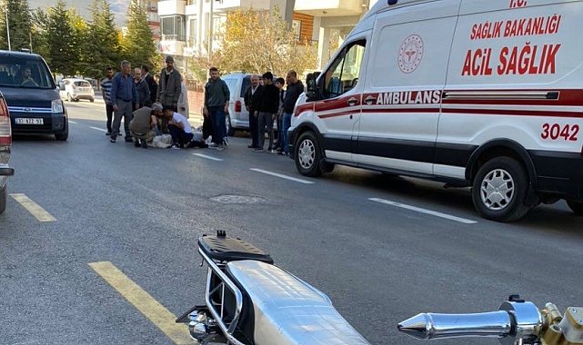 Niğde'de otomobil ile motosiklet çarpıştı: 1 çocuk hayatını kaybetti