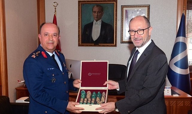 Orgeneral Güneykaya'dan Rektör Erdal'a iade-i ziyaret
