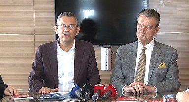 Özgür Özel delegelere seslendi: "Aklına, vicdanına güvendiğiniz insanlarla konuşun, gereğini yapın"