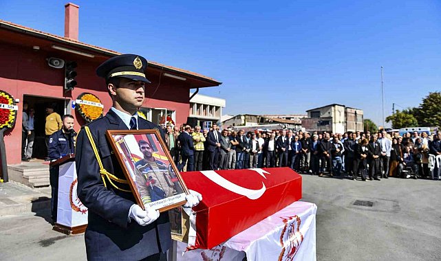 Şehit itfaiye eri Orçun Yaşar son yolculuğuna uğurlandı
