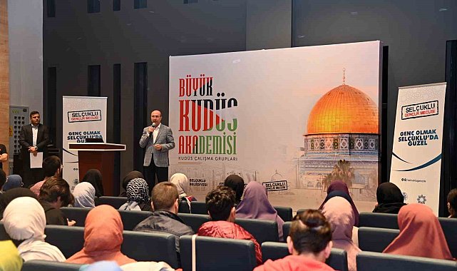 Selçuklu Belediyesi 45 öğrenciyi Kudüs'e götürecek