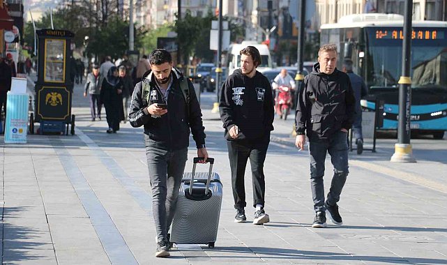 Sivas soğuğuna kavuştu, hava sıcaklığı 1 dereceye düştü