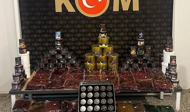 Sivas'ta kilolarca kaçak nargile tütünü ele geçirildi