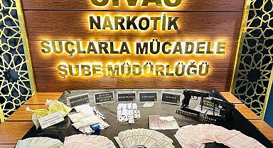 Sivas'ta uyuşturucu operasyonları: Yarım milyon lira ele geçirildi