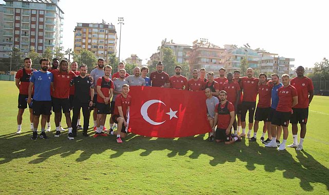 Sivasspor, idmanda Türk bayrağı açtı