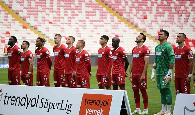 Sivasspor, Süper Lig'de 3. mağlubiyetini aldı