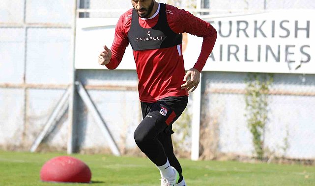 Sivassporlu futbolcu Caner Osmanpaşa'nın acı günü