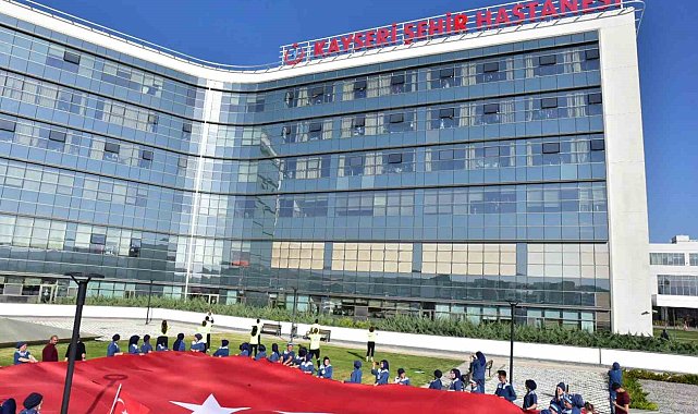Spor A.Ş.'den Şehir Hastanesi'ndeki çocuklara anlamlı etkinlik