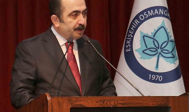 Türk Tarih Kurumu Başkanı Prof. Dr. Yüksel Özgen ESOGÜ'de öğrenci ve akademisyenlerle buluştu