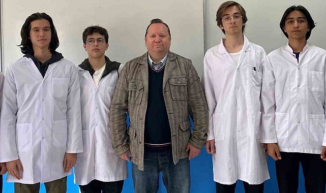 Uluslararası Fizik Yarışmasında Eskişehir'i başarıyla temsil ettiler