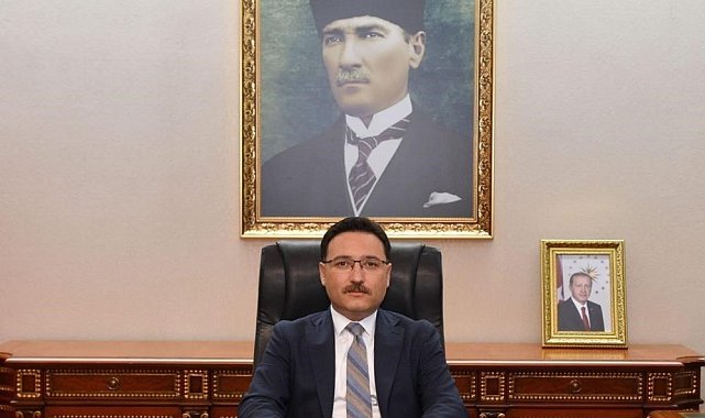 Vali Çiçek: "Ülkemiz; dünyada barış, huzur ve istikrarın kaynağı olmaya devam edecektir"