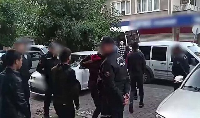Yasadışı yollarla ülkeye giriş yapan 54 kişi yakalandı