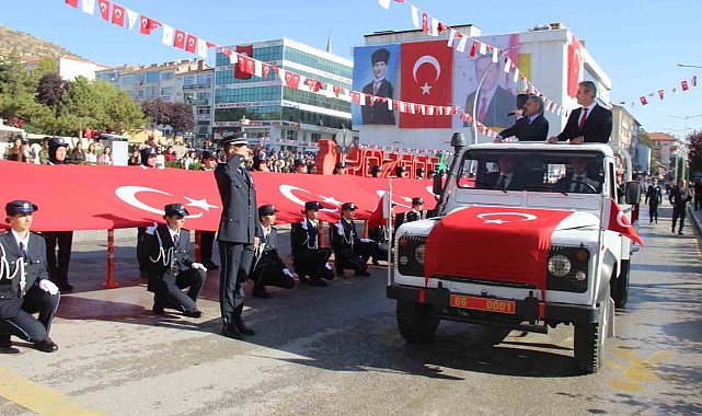 Yozgat'ta Cumhuriyet'in 100. yılı coşkuyla kutlandı