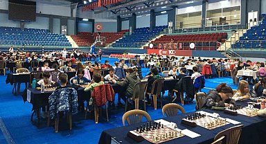 218 sporcu "Şah mat" dedi