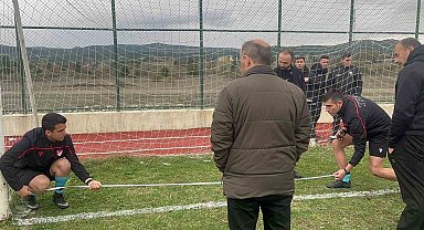 23 yıldır maç oynanan sahada kale direkleri metreyle ölçüldü, amatör maç iptal edildi