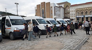 530 öğrencinin taşımalı gittiği okullara polislerden sıkı denetim