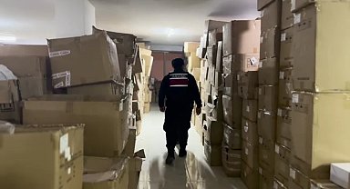70 milyon TL'lik taklit ürün operasyonu: Çin'den ucuz getirip marka taklidiyle satmışlar