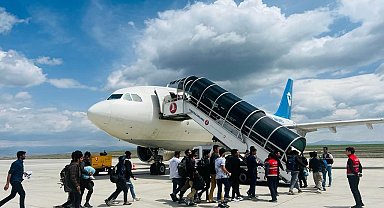 826 Afgan göçmen ülkelerine gönderildi