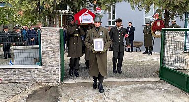93 yaşındaki Kore gazisi son yolculuğuna uğurlandı