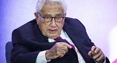 ABD'nin "savaş suçlusu" eski bakanı Kissinger 100 yaşında hayatını kaybetti