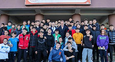 Abdullah Avcı'dan 'Öğretmenler Günü' ziyareti