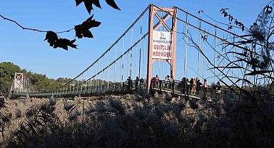 Adana'da köprüde vahşet: 2 genç bıçaklanarak öldürüldü