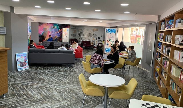 ADÜ Genç Ofis yeni yerinde gençleri bekliyor