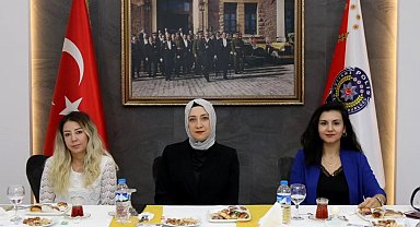 Ağrı'da kadına yönelik şiddete karşı bilgilendirme toplantısı